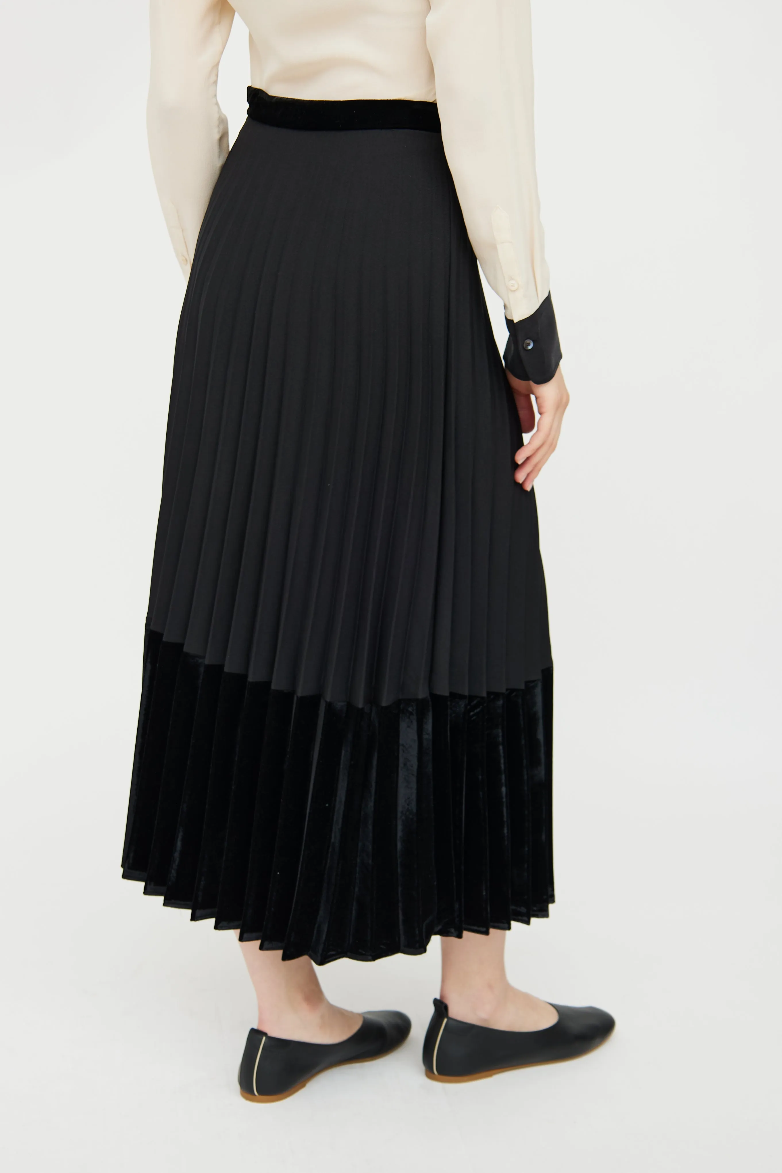 Black Pleated Velvet Panel Skirt